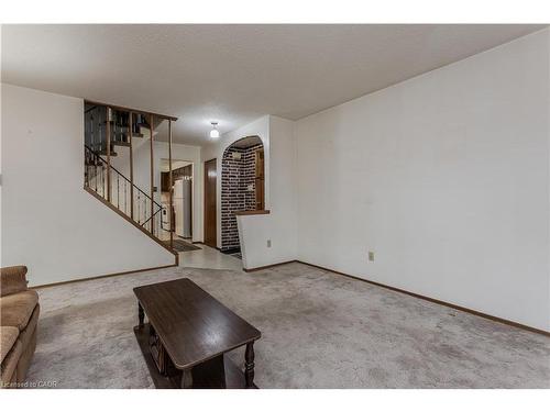 4048 Longmoor Drive, Burlington, ON - Indoor Photo Showing Other Room