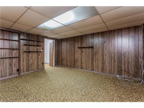 4048 Longmoor Drive, Burlington, ON - Indoor