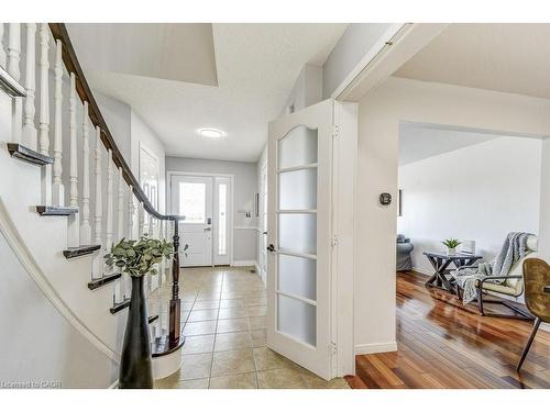 19 National Drive, Stoney Creek, ON - Indoor Photo Showing Other Room