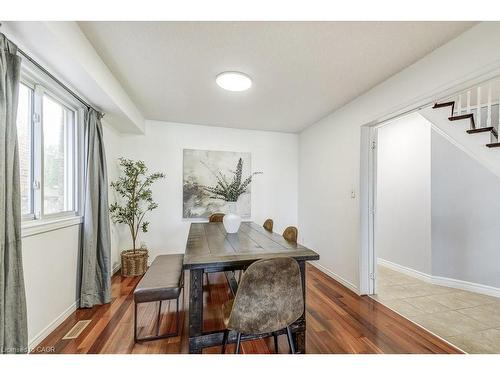 19 National Drive, Stoney Creek, ON - Indoor Photo Showing Dining Room