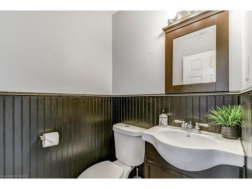 19 National Drive, Stoney Creek, ON - Indoor Photo Showing Bathroom