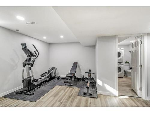 19 National Drive, Stoney Creek, ON - Indoor Photo Showing Gym Room