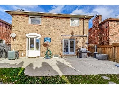 19 National Drive, Stoney Creek, ON - Outdoor