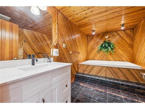 302 Conservation Drive, Waterloo, ON - Indoor