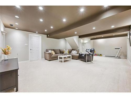 302 Conservation Drive, Waterloo, ON - Indoor