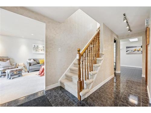 302 Conservation Drive, Waterloo, ON - Indoor Photo Showing Other Room