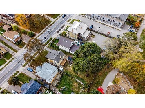 134 Courtland Avenue E, Kitchener, ON 