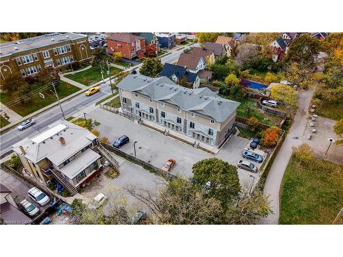 134 Courtland Avenue E, Kitchener, ON 