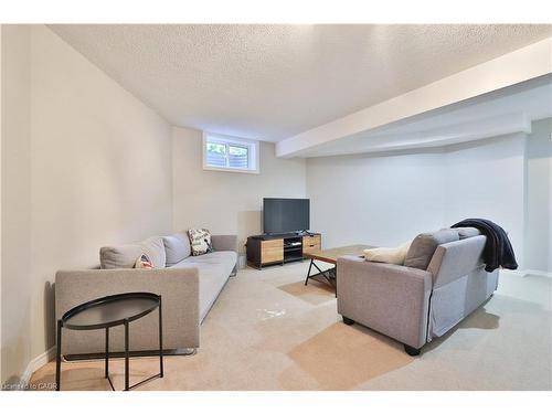 206 Rossmore Boulevard, Burlington, ON - Indoor