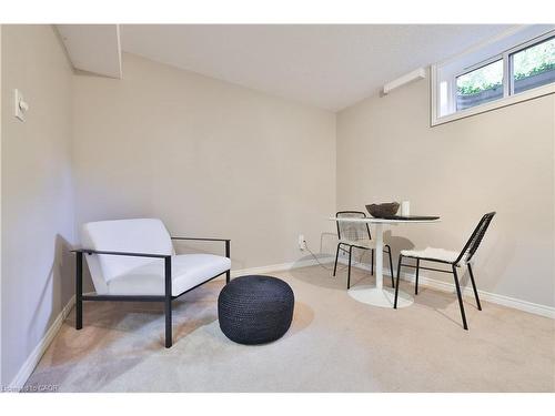 206 Rossmore Boulevard, Burlington, ON - Indoor