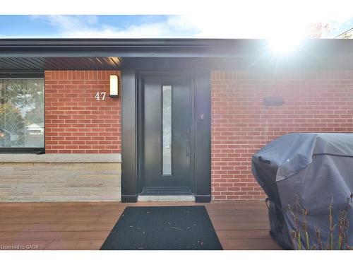 Upper-47 Castlefield Drive, Hamilton, ON - Outdoor