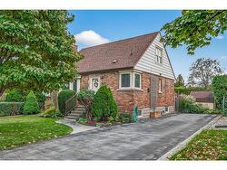 875 Garth Street  Hamilton, ON L9C 4L1