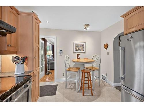 875 Garth Street, Hamilton, ON - Indoor