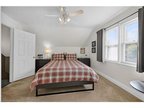 875 Garth Street, Hamilton, ON - Indoor Photo Showing Bedroom