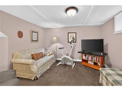 875 Garth Street, Hamilton, ON - Indoor