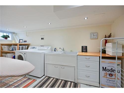 875 Garth Street, Hamilton, ON - Indoor Photo Showing Laundry Room