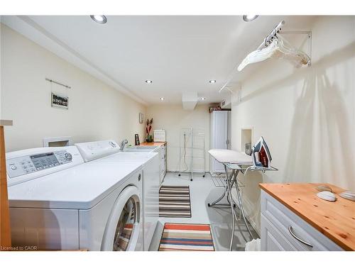 875 Garth Street, Hamilton, ON - Indoor Photo Showing Laundry Room