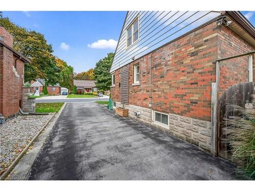 875 Garth Street, Hamilton, ON - Outdoor