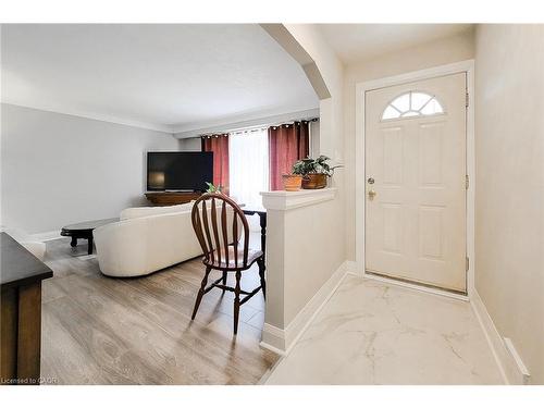 103 East 45Th Street, Hamilton, ON - Indoor Photo Showing Other Room