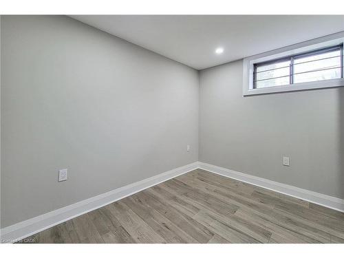 103 East 45Th Street, Hamilton, ON - Indoor Photo Showing Other Room
