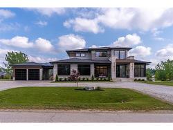 6 Shakespeare Road  Dundas, ON L9H 7R5