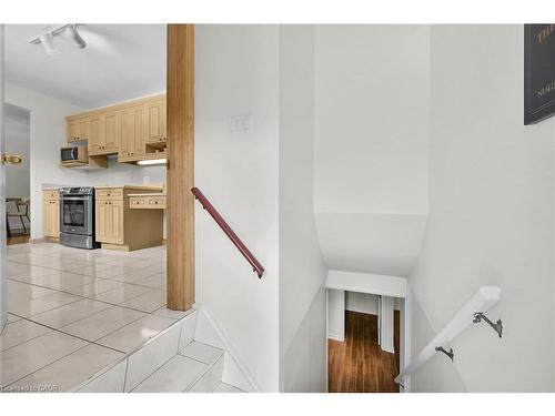 128 Oneida Boulevard, Ancaster, ON - Indoor