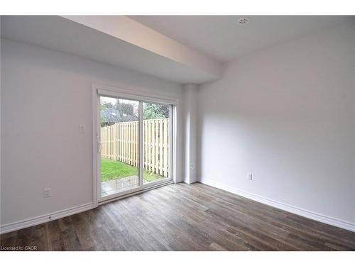 4-187 Wilson Street W, Ancaster, ON - Indoor Photo Showing Other Room