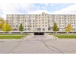 104-18 Holborn Court  Kitchener, ON N2A 4A1