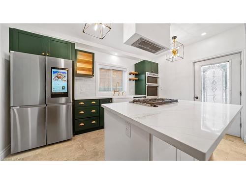 708 Wilson Street, Hamilton, ON - Indoor Photo Showing Kitchen With Upgraded Kitchen