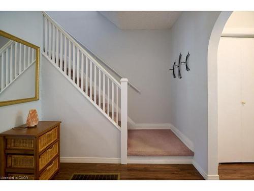 120 Wood Street, Kitchener, ON - Indoor Photo Showing Other Room