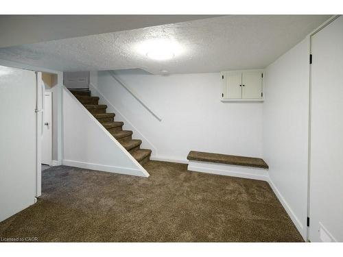 120 Wood Street, Kitchener, ON - Indoor Photo Showing Other Room