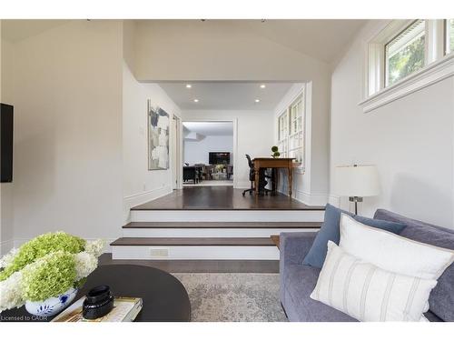 212 King Street, Oakville, ON - Indoor Photo Showing Other Room