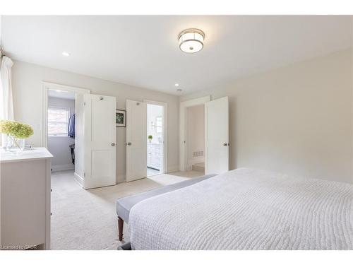 212 King Street, Oakville, ON - Indoor Photo Showing Bedroom