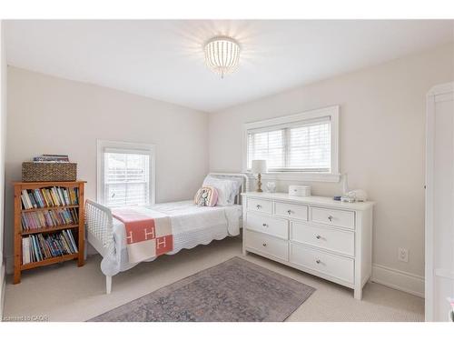 212 King Street, Oakville, ON - Indoor Photo Showing Bedroom