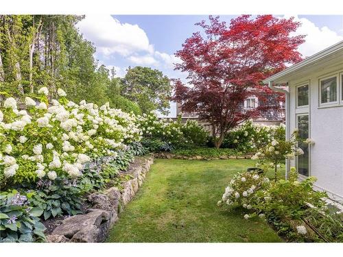 212 King Street, Oakville, ON - Outdoor