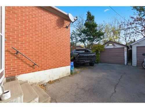 246 Cope Street, Hamilton, ON - Outdoor