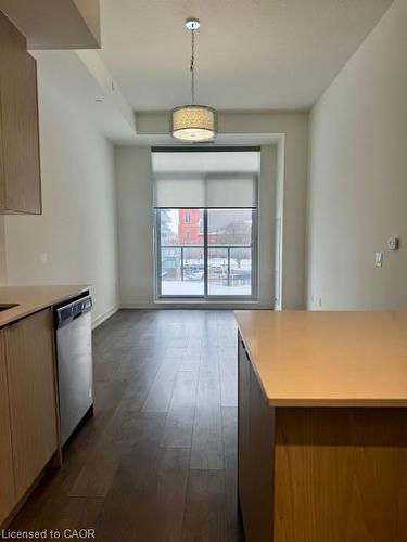 429-55 Duke Street W, Kitchener, ON - Indoor Photo Showing Kitchen