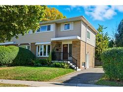 4502 Bennett Road  Burlington, ON L7L 1Z1