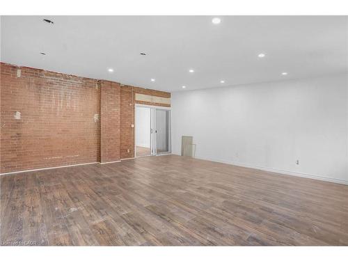 135 Madison Avenue S, Kitchener, ON - Indoor Photo Showing Other Room