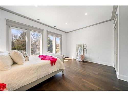 23 Cameron Drive, Ancaster, ON - Indoor Photo Showing Bedroom