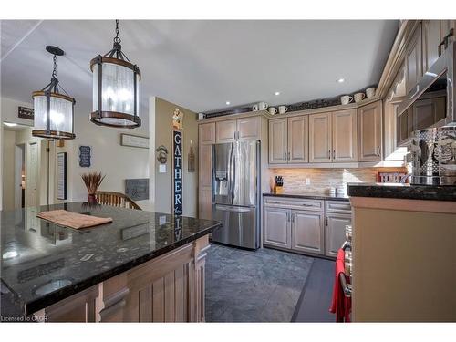 449 Anndale Road, Waterloo, ON - Indoor Photo Showing Kitchen