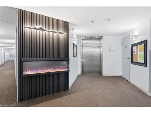 1402-330 Prince Charles Drive S, Welland, ON - Indoor Photo Showing Other Room