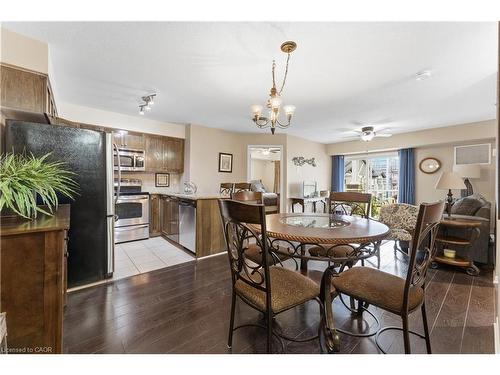 1402-330 Prince Charles Drive S, Welland, ON - Indoor Photo Showing Dining Room