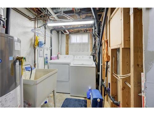 174 Union Street E, Waterloo, ON - Indoor Photo Showing Laundry Room