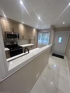 49 Ristau Crescent  Kitchener, ON N2E 3A8