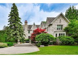 1257 Tecumseh Park Drive  Mississauga, ON L5H 2W5