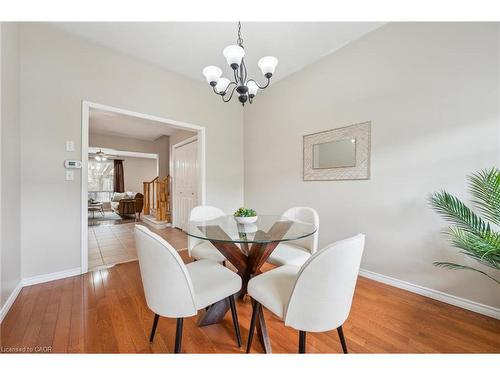 1617 Gowling Terrace, Milton, ON - Indoor Photo Showing Dining Room