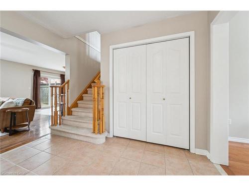 1617 Gowling Terrace, Milton, ON - Indoor Photo Showing Other Room