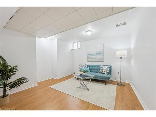 1617 Gowling Terrace, Milton, ON - Indoor