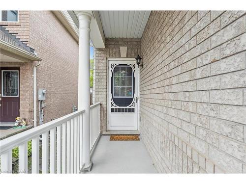 1617 Gowling Terrace, Milton, ON - Outdoor With Exterior